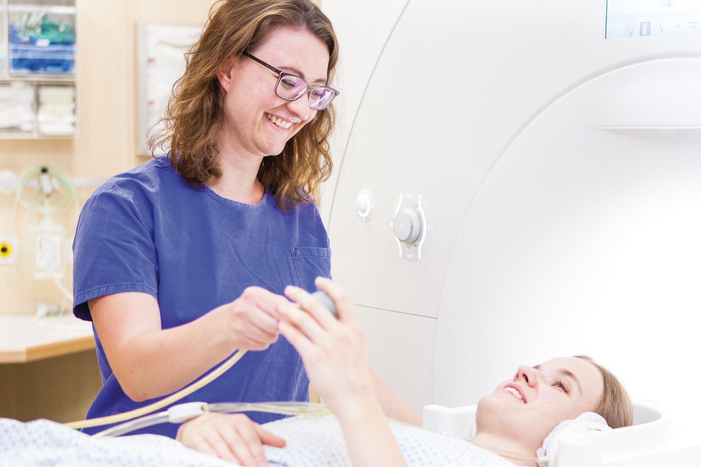 mfr-ukw-MRT-Patient-Radiologie-Uniklinikum-Wuerzburg